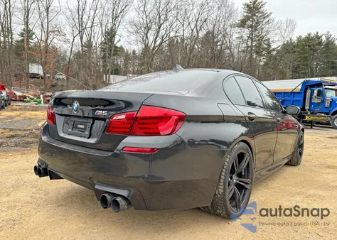 2013 BMW M5 z USA, uszkodzony, nr VIN WBSFV9C53DD095684